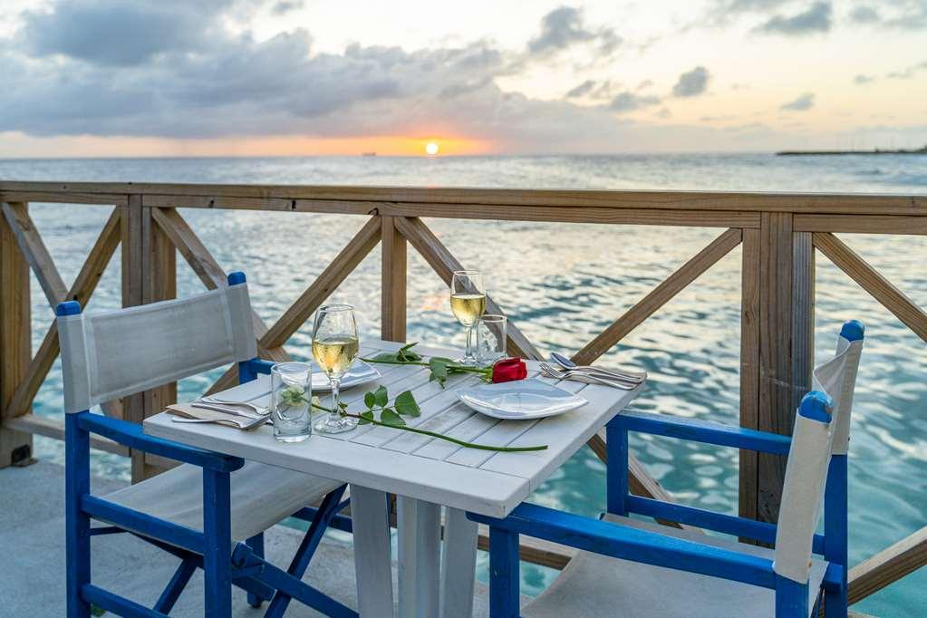The Rif At Mangrove Beach Corendon All-Inclusive Curio Βίλλεμσταντ Εστιατόριο φωτογραφία